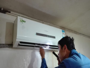 申扎格力空调电话是多少